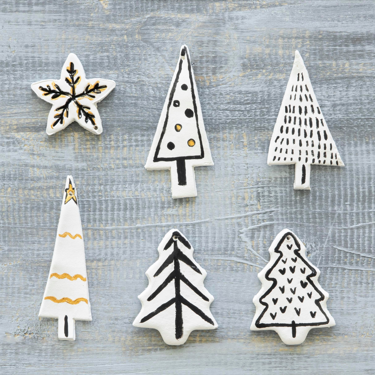 Crea tus adornos de Navidad (3 clases) – Cerámica Pintada a Mano